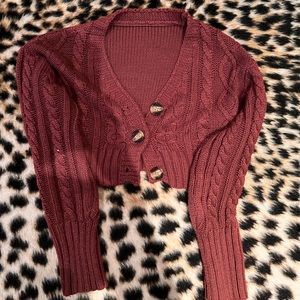 Cute and cropped two piece set!